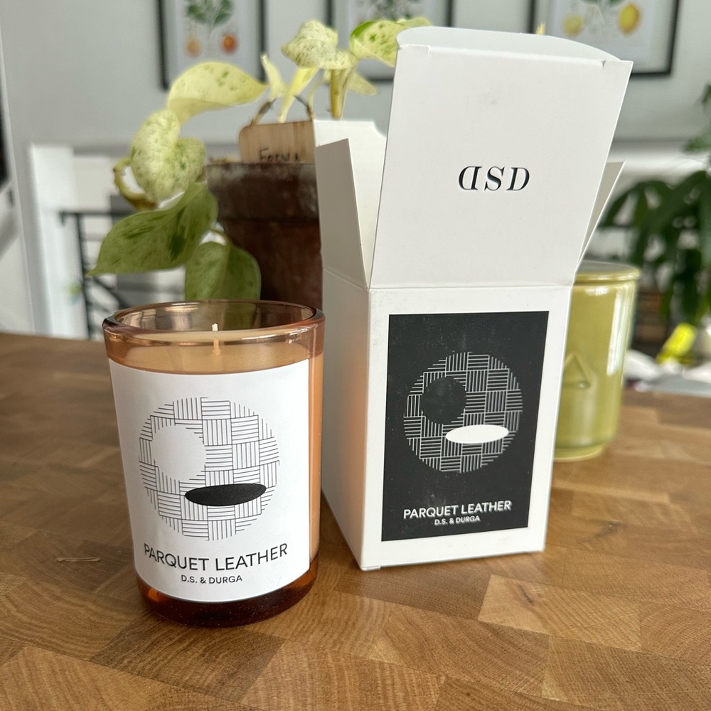 DS and Durga Parquet Leather 7 oz candle New
